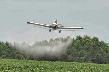 crop-duster-closeup